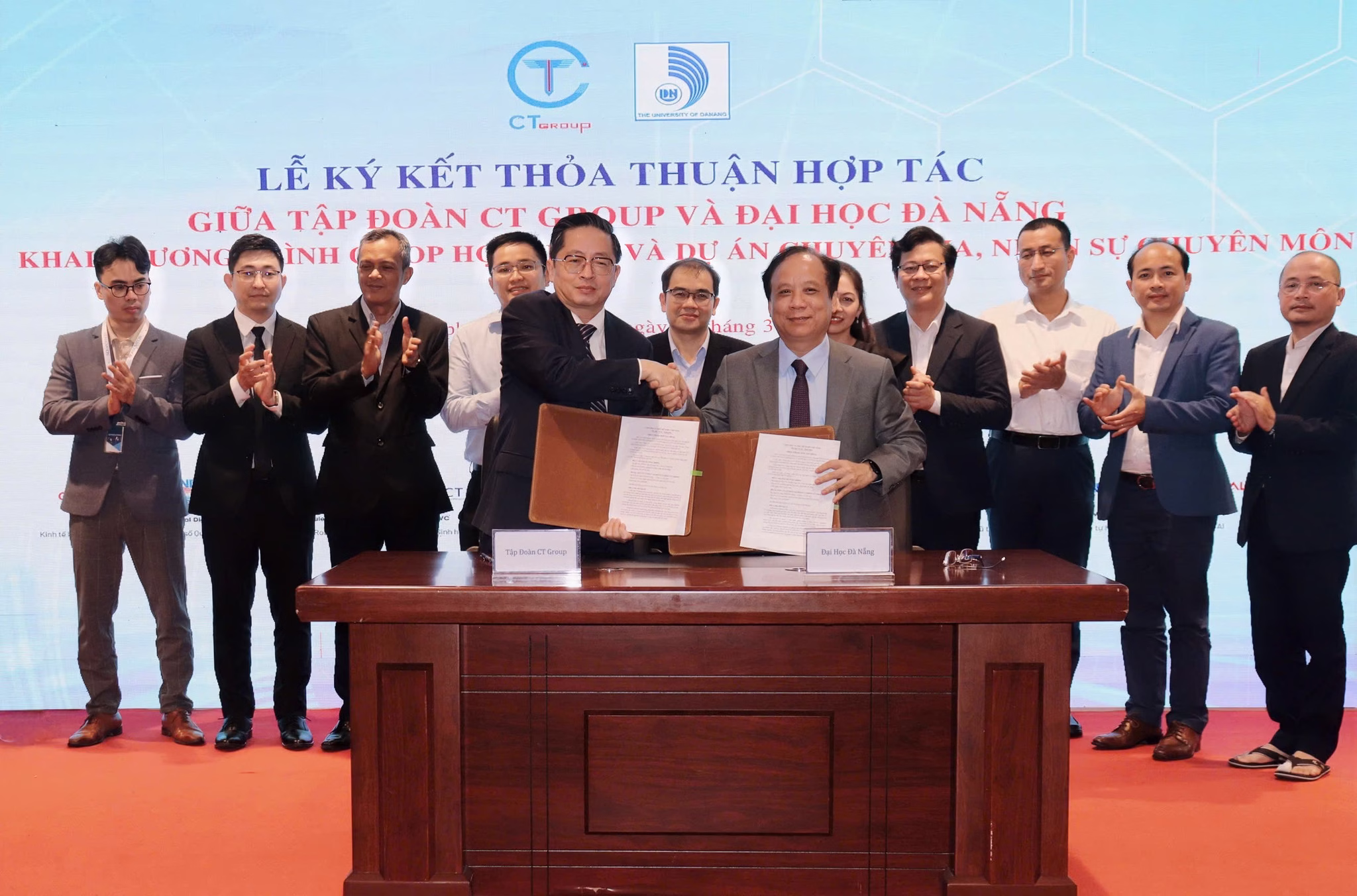 Lãnh đạo ĐHĐN và Tập đoàn CT Group chính thức ký kết thỏa thuận hợp tác MOA mở rộng mô hình co-op